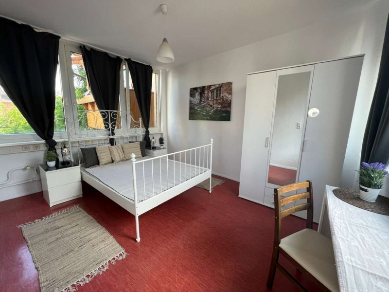 4827203d-1ccd-4e70-b45f-09b243ab592f